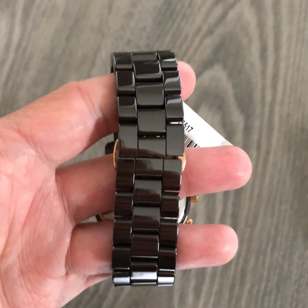 Michael Kors Watch - Picture 3 of 15